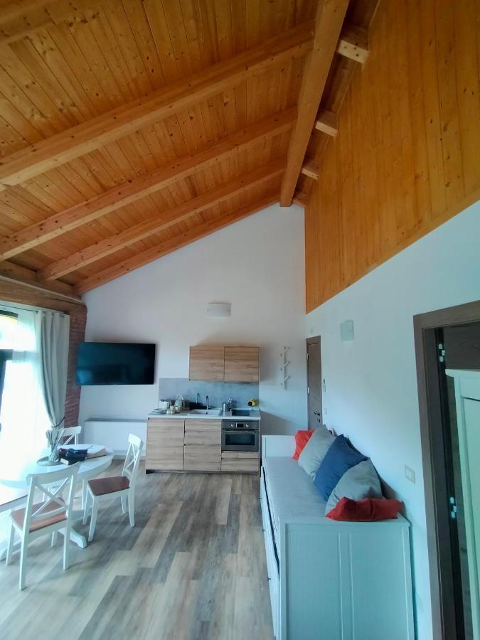 Cascina Ghitin Relais Guest House อัสตี ภายนอก รูปภาพ