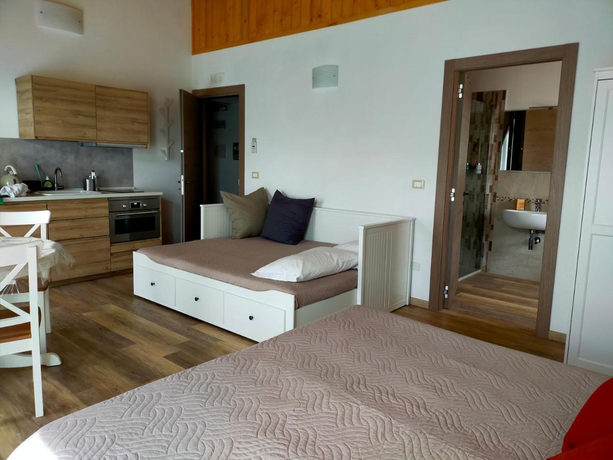 Cascina Ghitin Relais Guest House อัสตี ภายนอก รูปภาพ