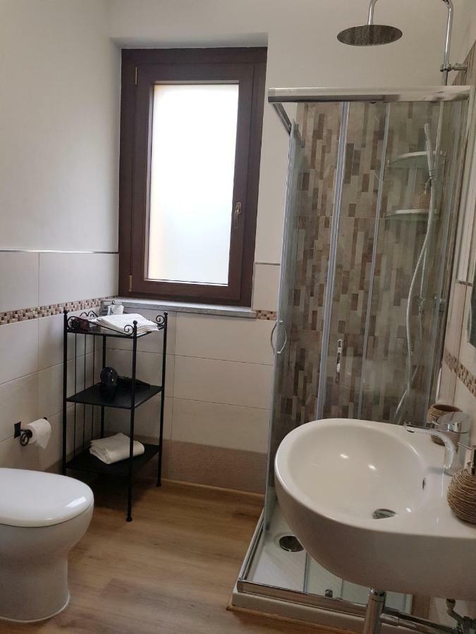 Cascina Ghitin Relais Guest House อัสตี ภายนอก รูปภาพ